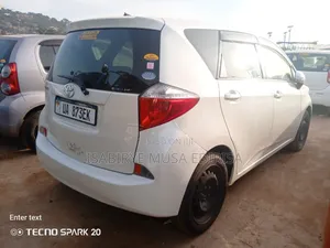 Toyota Ractis 2010 White