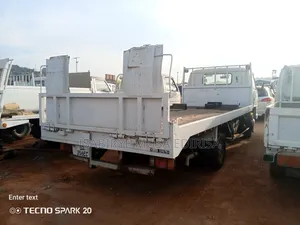 Isuzu Single Light Lowbed 