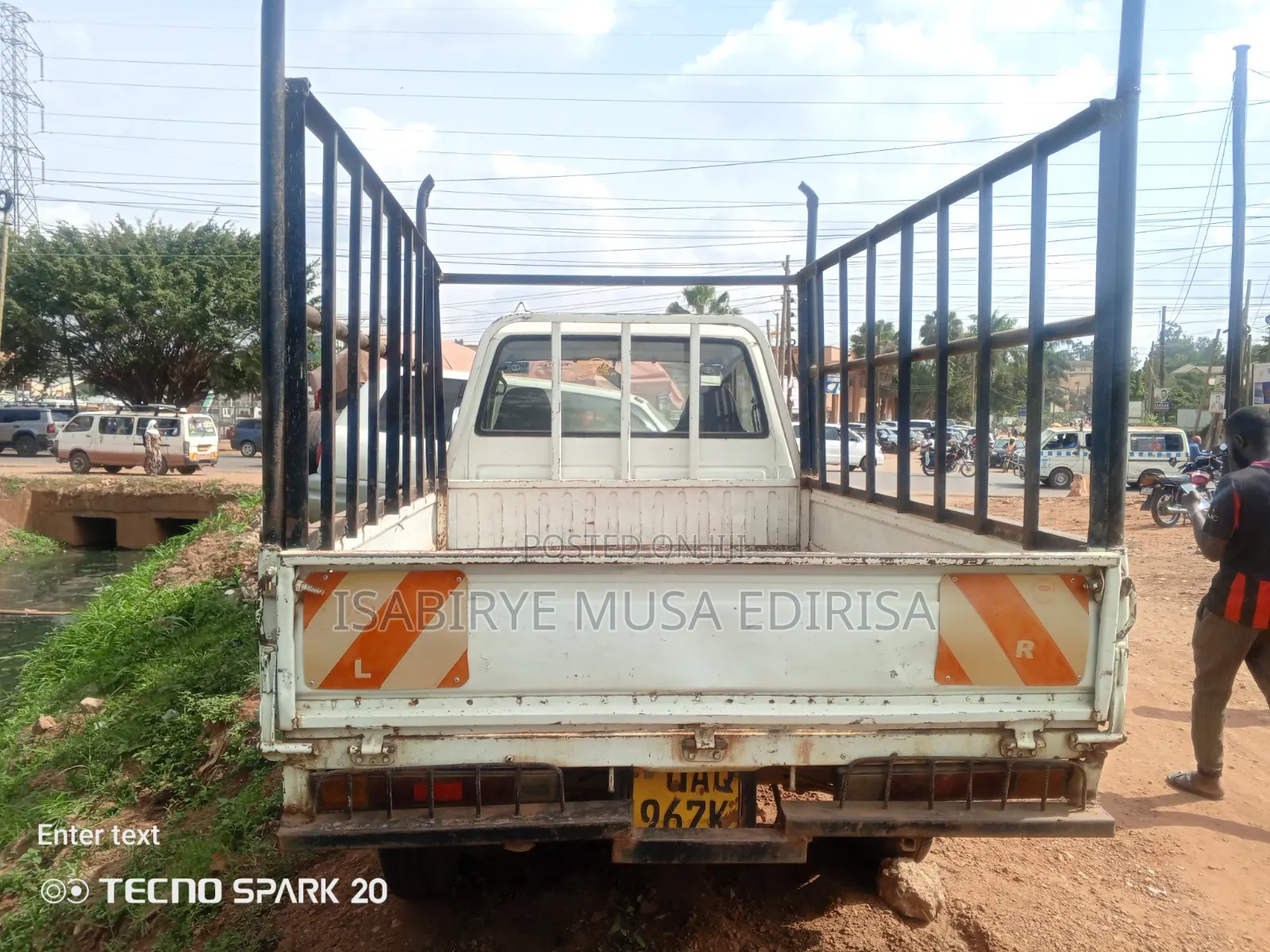 Isuzu Single Light Lowbed 