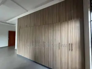 5bdrm House in Kira, Central Division for sale