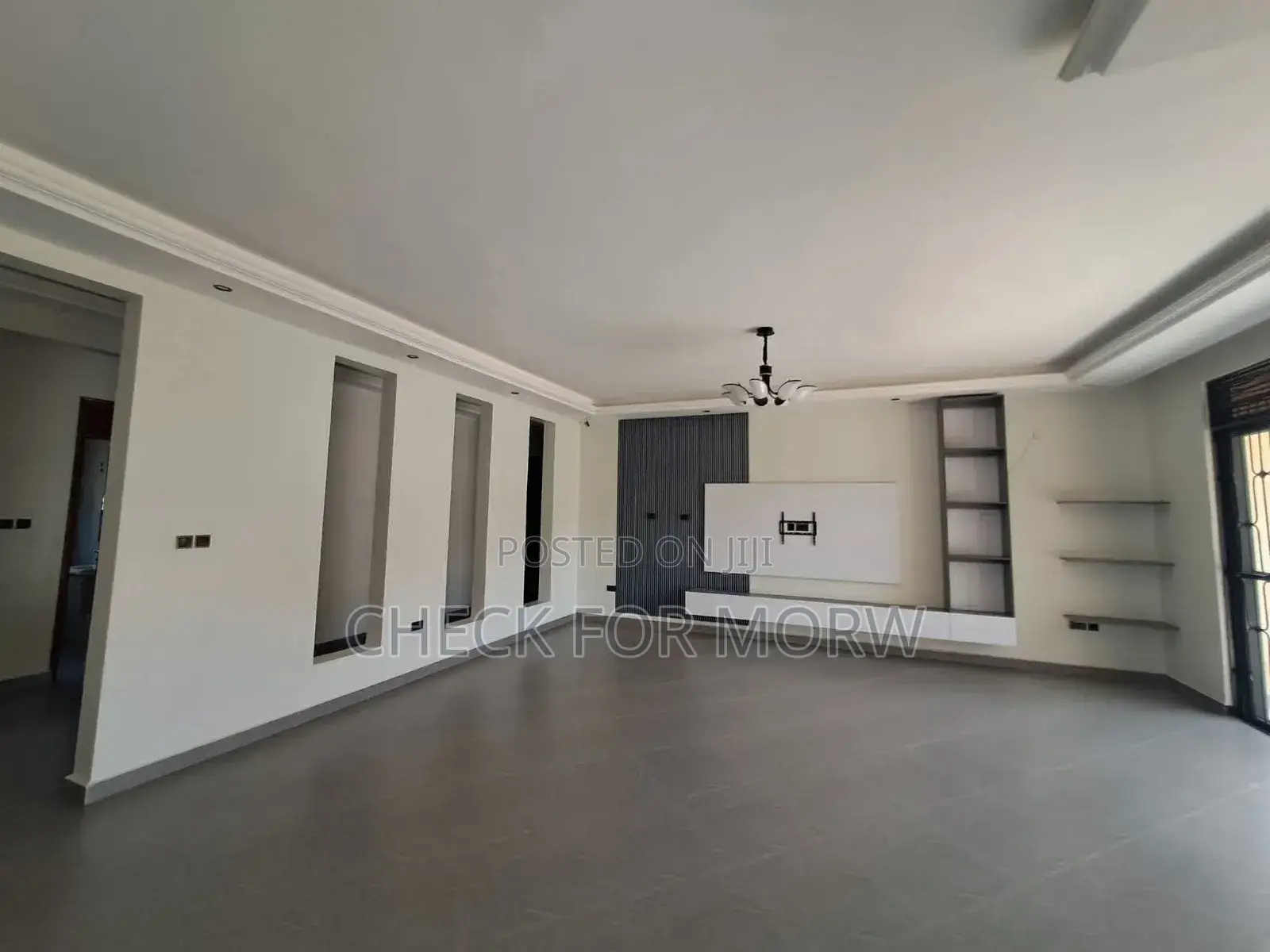 5bdrm House in Kira, Central Division for sale