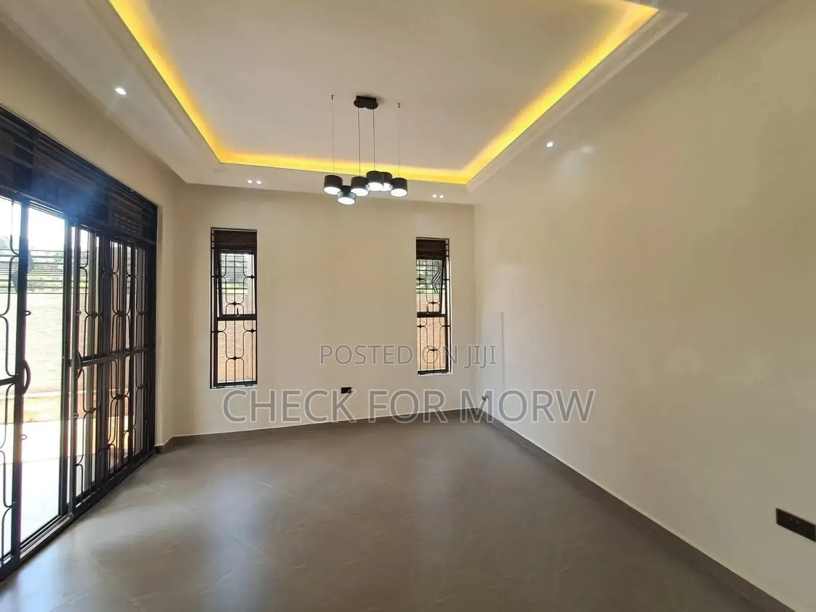 5bdrm House in Kira, Central Division for sale