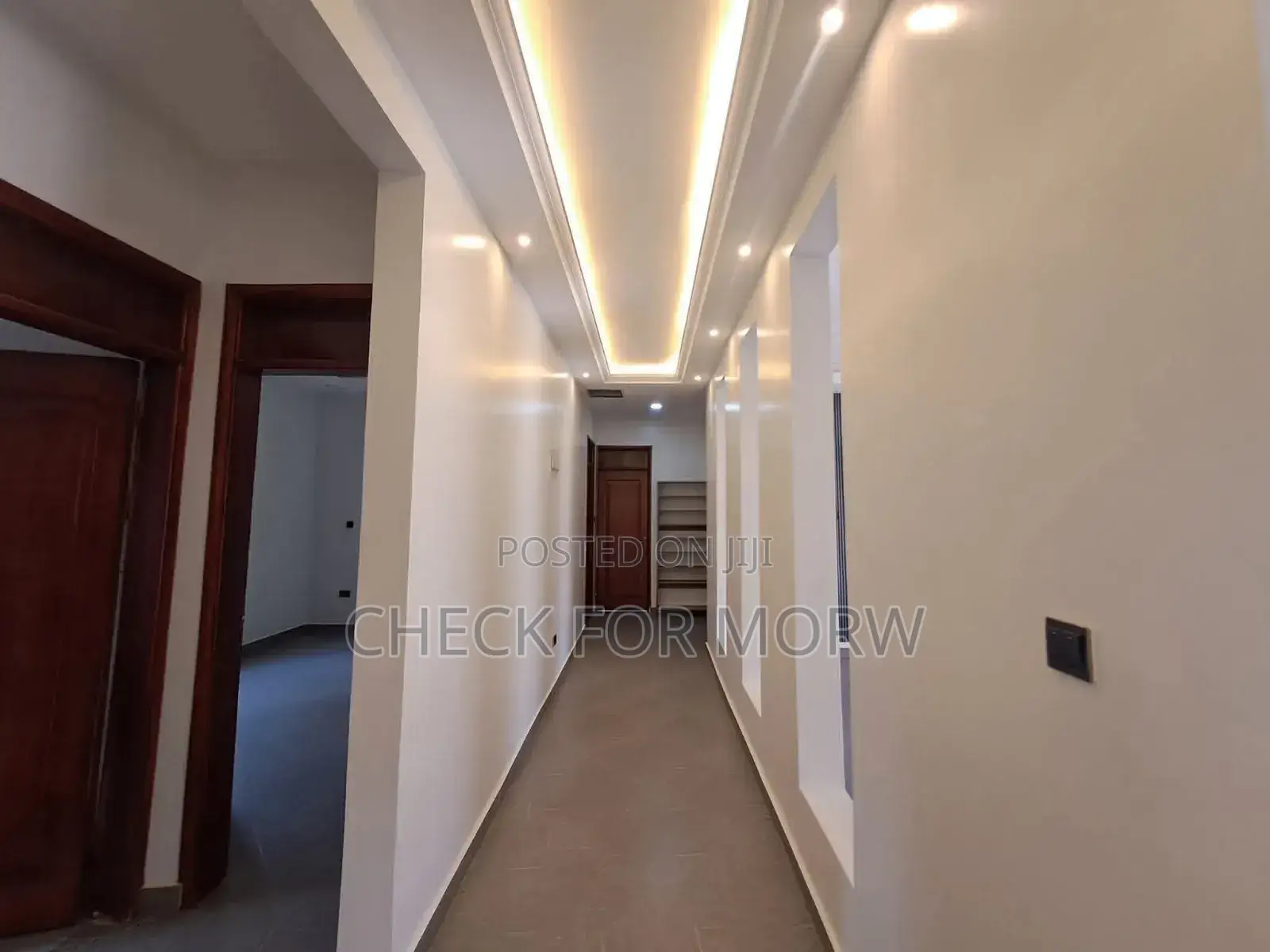 5bdrm House in Kira, Central Division for sale
