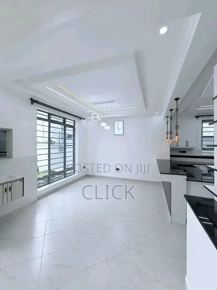 6bdrm Duplex in Kira, Central Division for sale