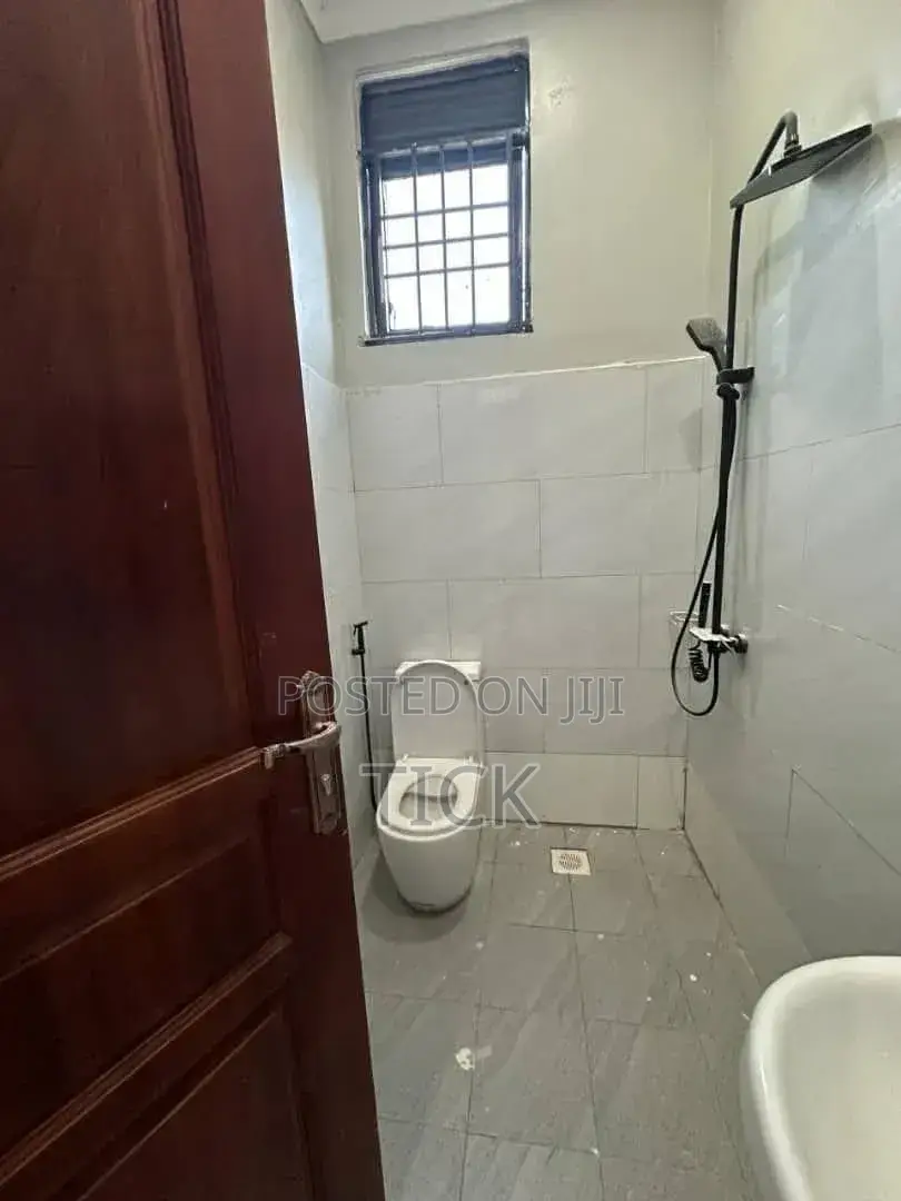 3bdrm Apartment in Kira, Central Division for rent