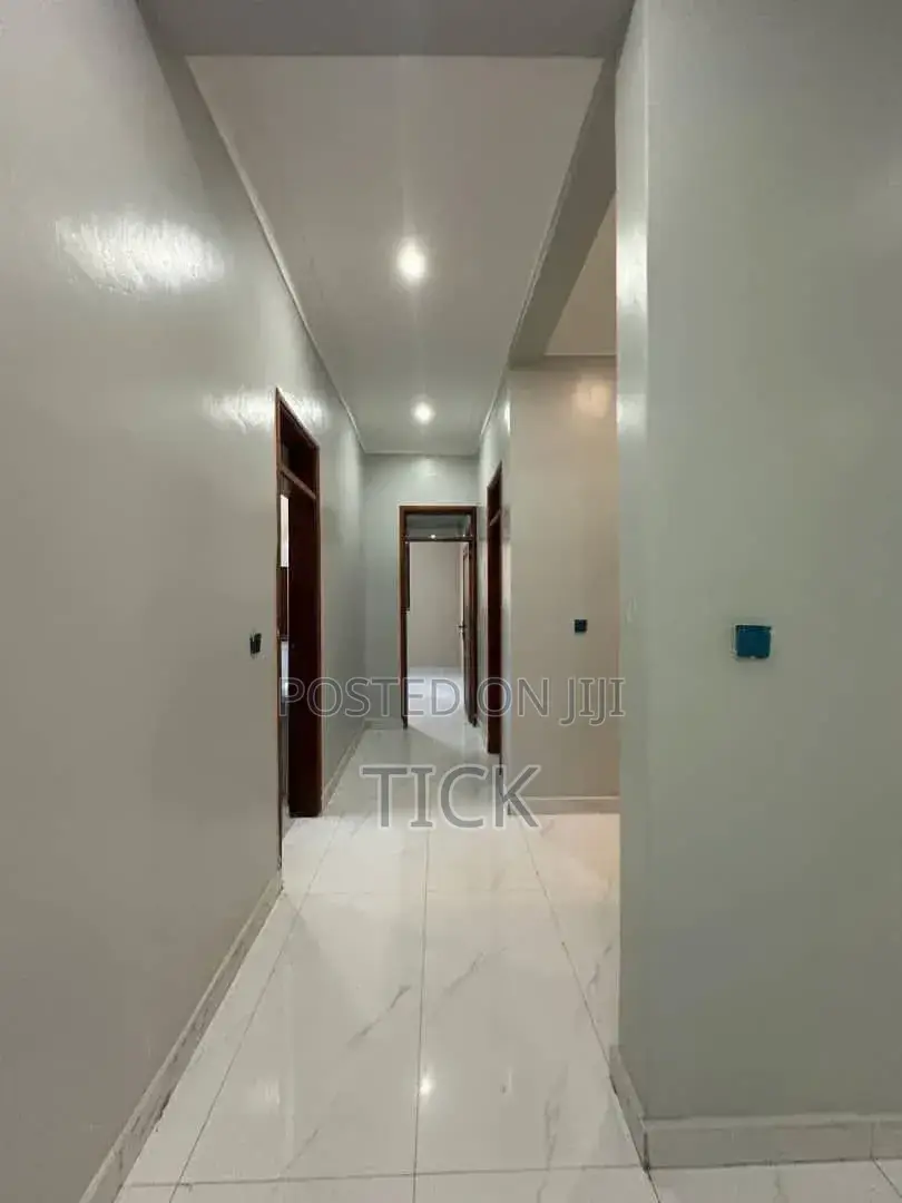 3bdrm Apartment in Kira, Central Division for rent