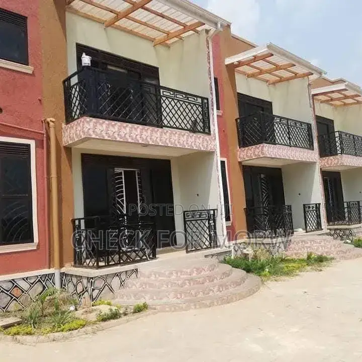 3bdrm Apartment in Mutundwe, Central Division for rent