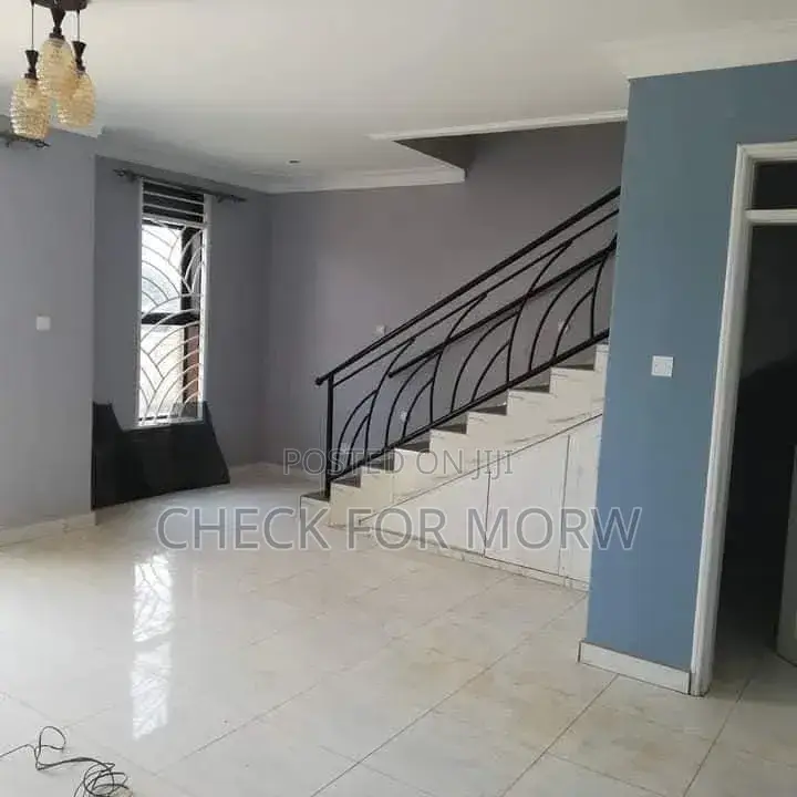 3bdrm Apartment in Mutundwe, Central Division for rent