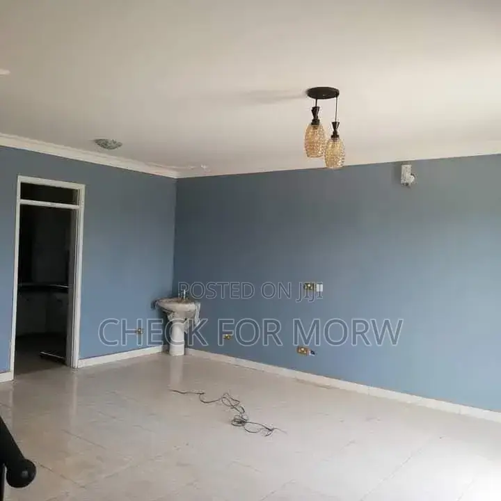 3bdrm Apartment in Mutundwe, Central Division for rent