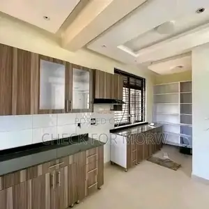3bdrm Apartment in Mutundwe, Central Division for rent