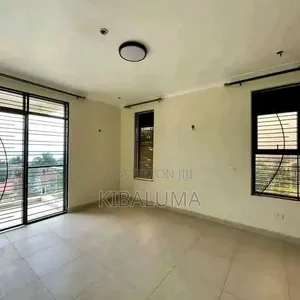 3bdrm Apartment in Mutundwe, Central Division for rent