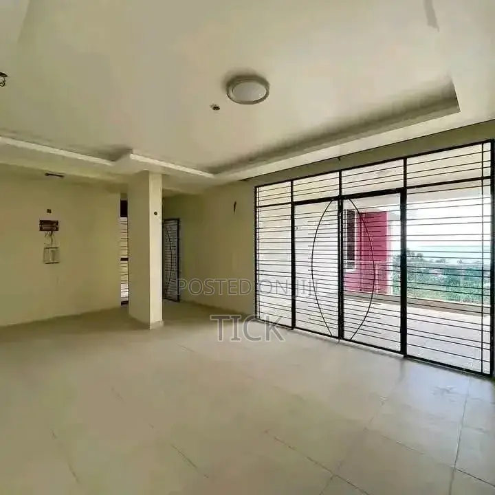3bdrm Apartment in Mutundwe, Central Division for rent