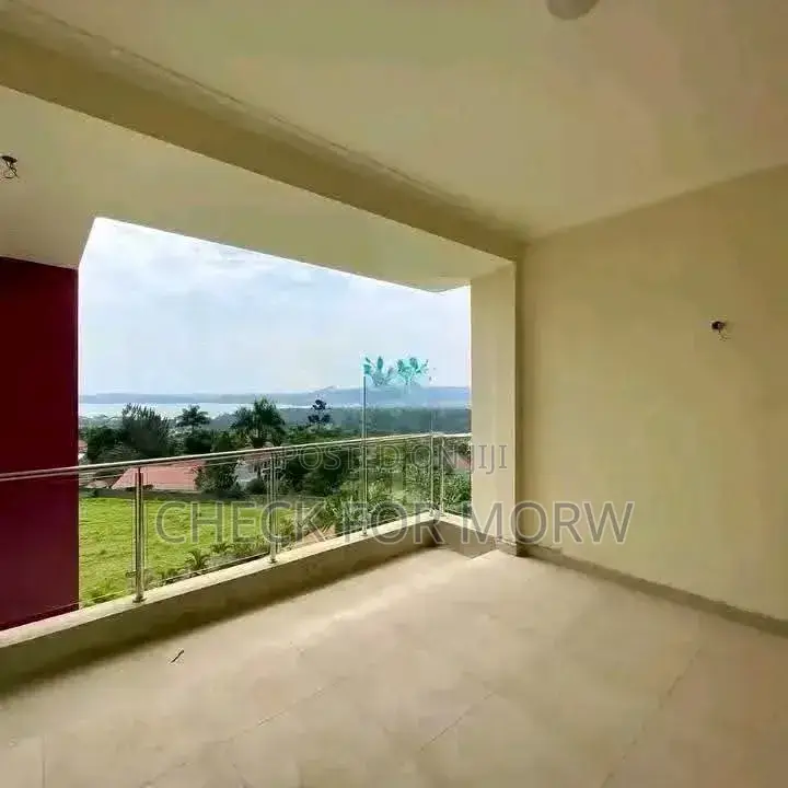 3bdrm Apartment in Mutundwe, Central Division for rent