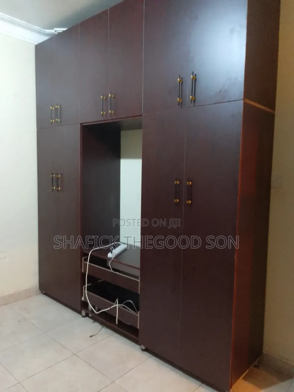 Built-in Wardrobes