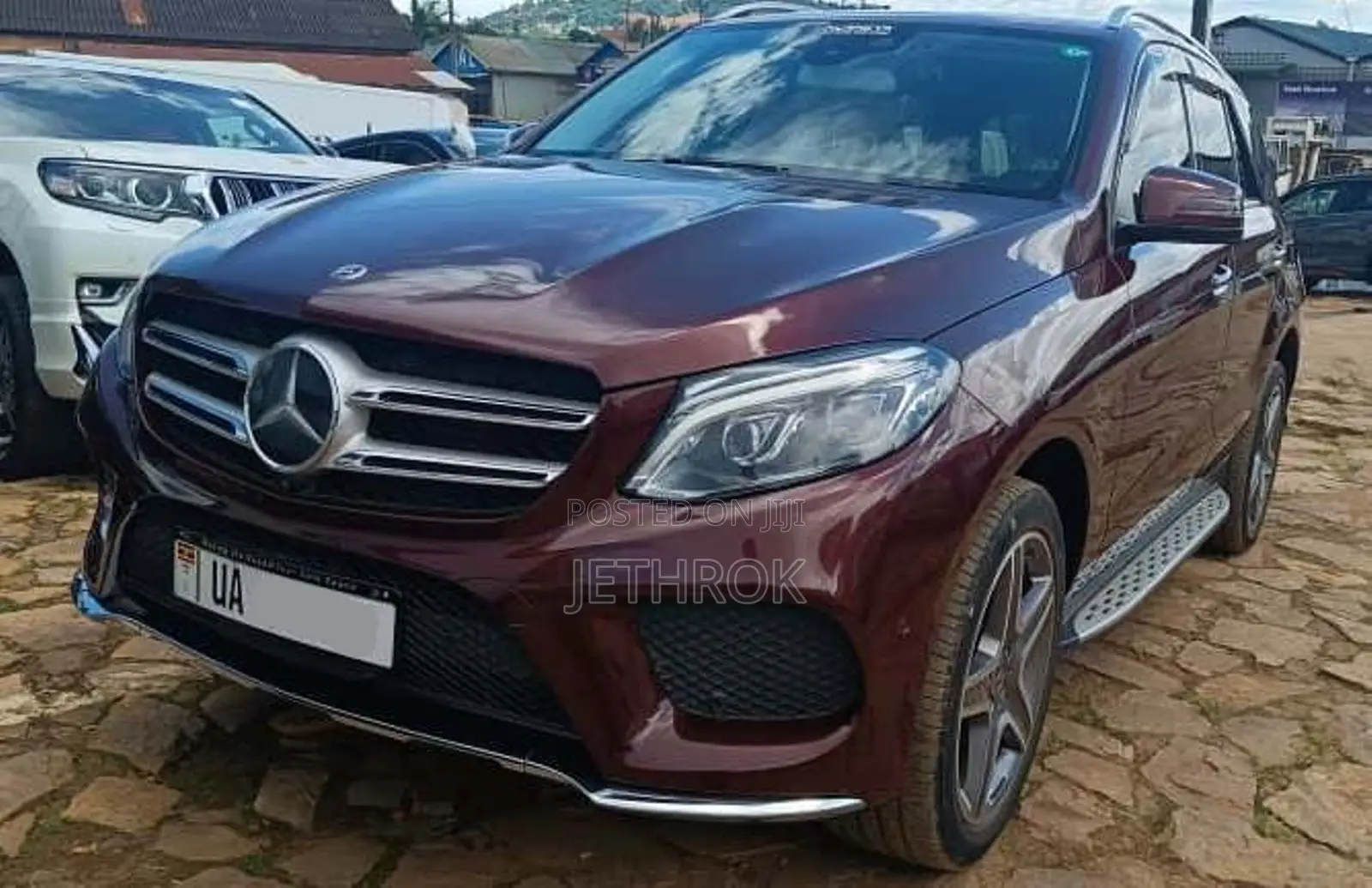 Mercedes-Benz GLE-Class GLE 350d 4MATIC 2017 Brown