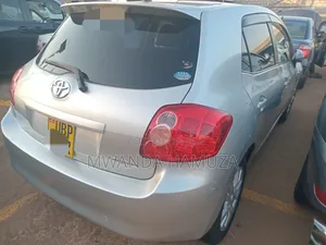 Toyota Auris 2008 Silver