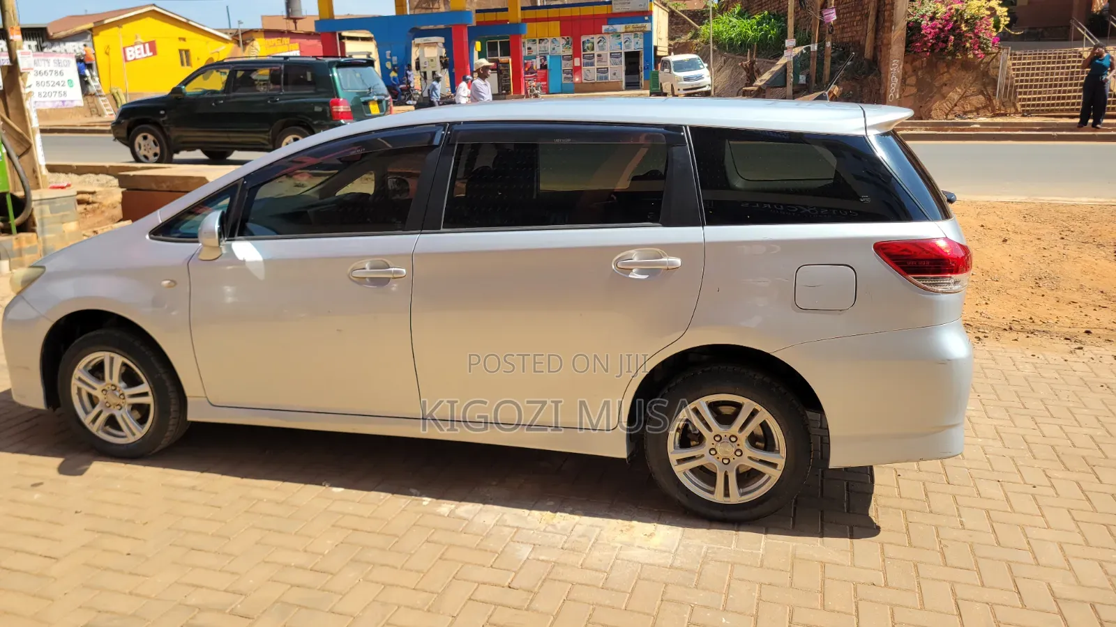 Toyota Wish 2010 Silver