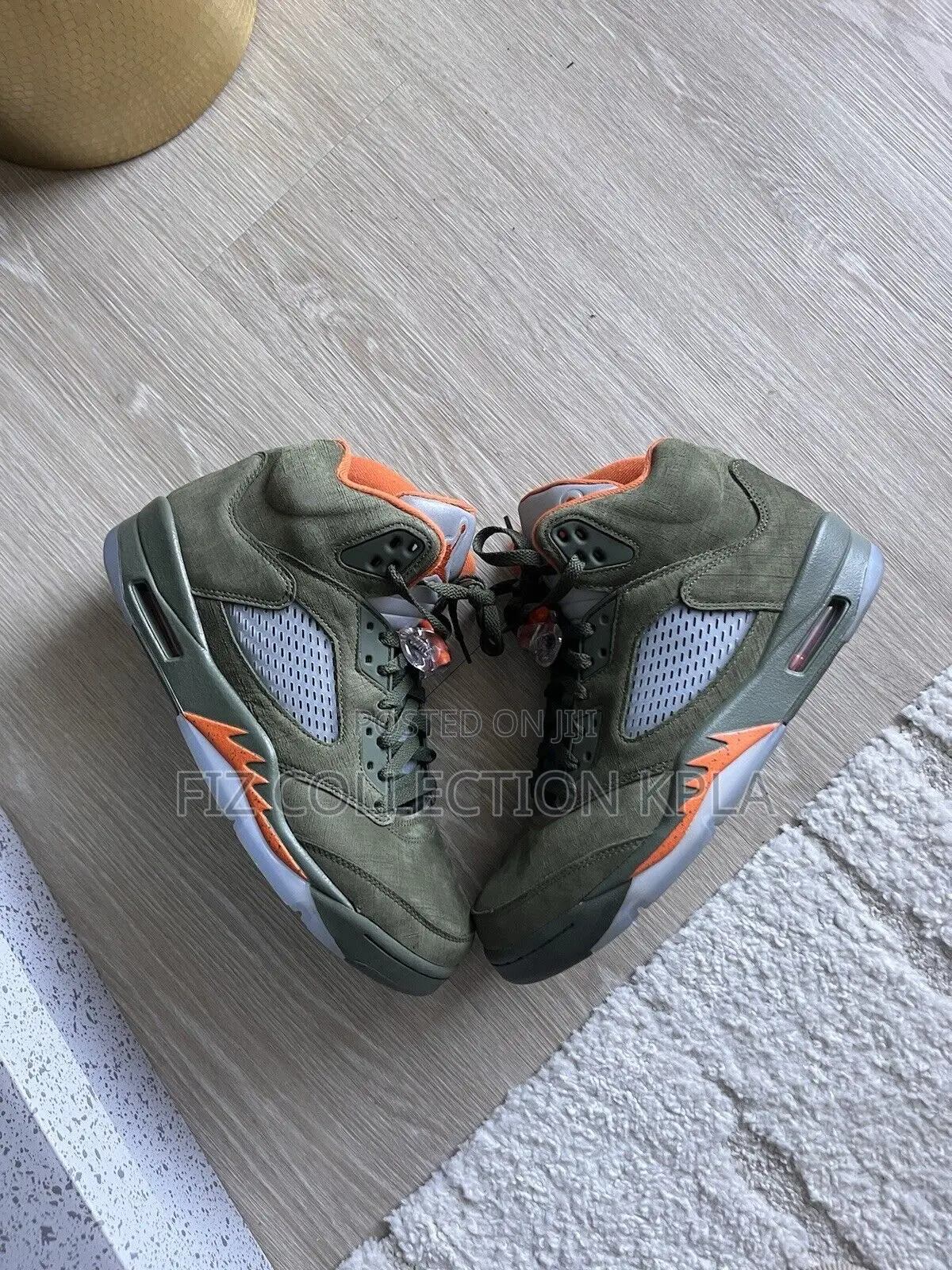 Air Jordan 5 Retro "Olive".