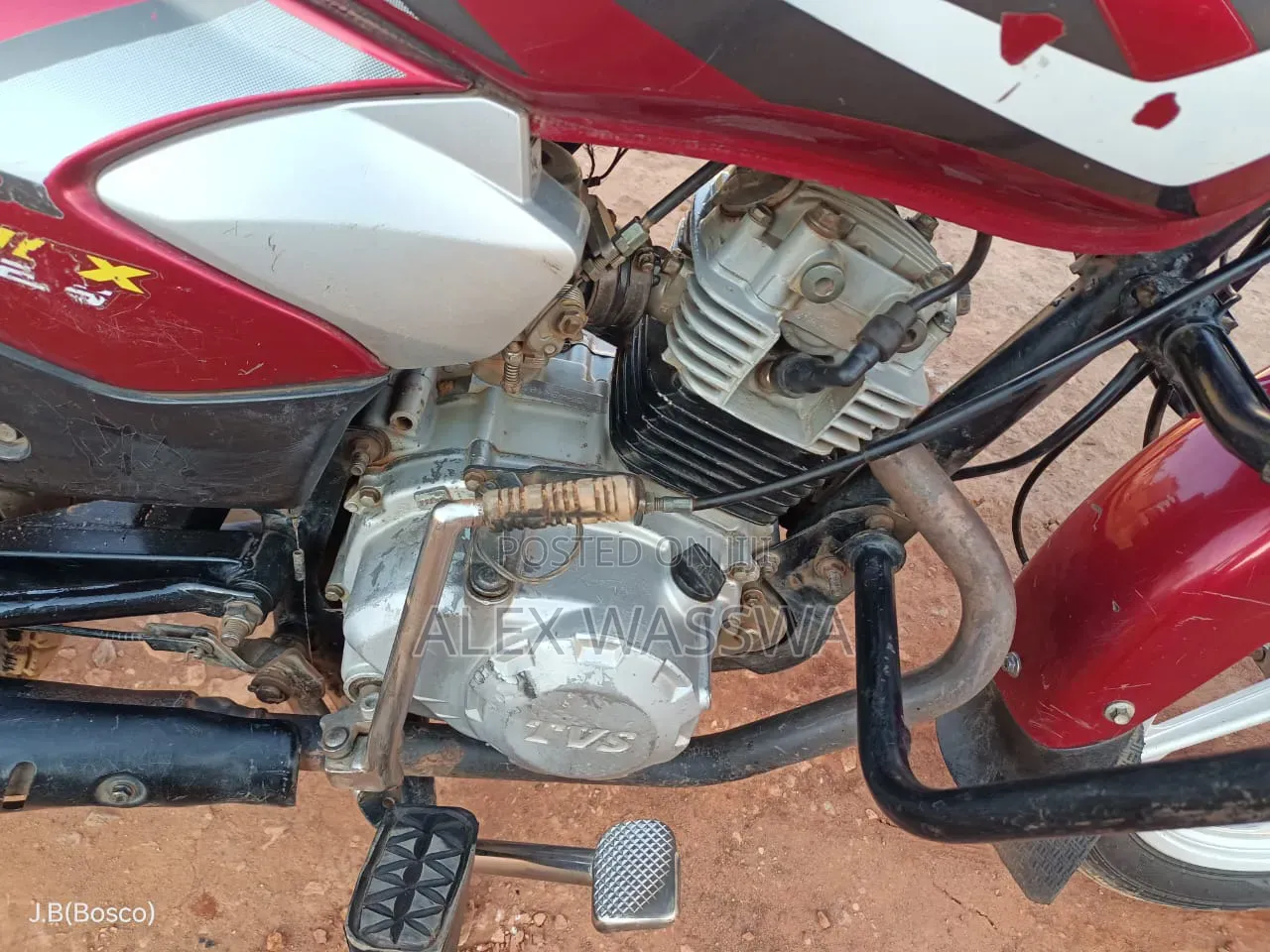 Bajaj Boxer 125 2020 Red