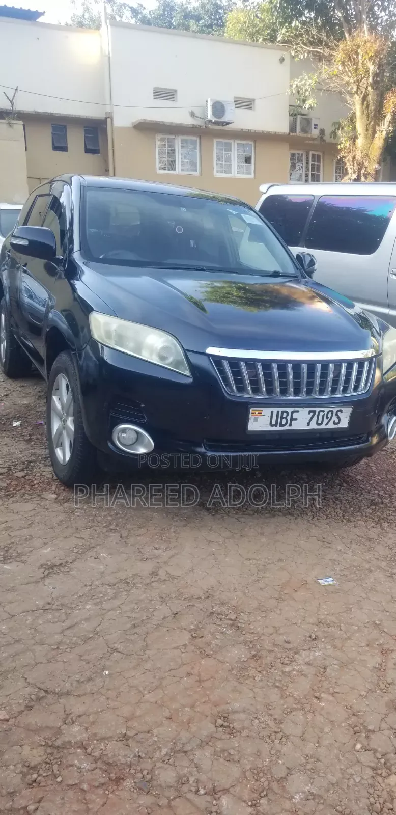 Toyota Vanguard 2010 Black