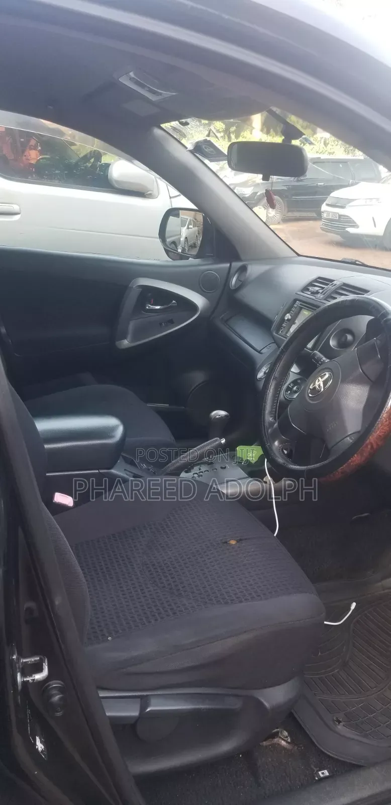 Toyota Vanguard 2010 Black