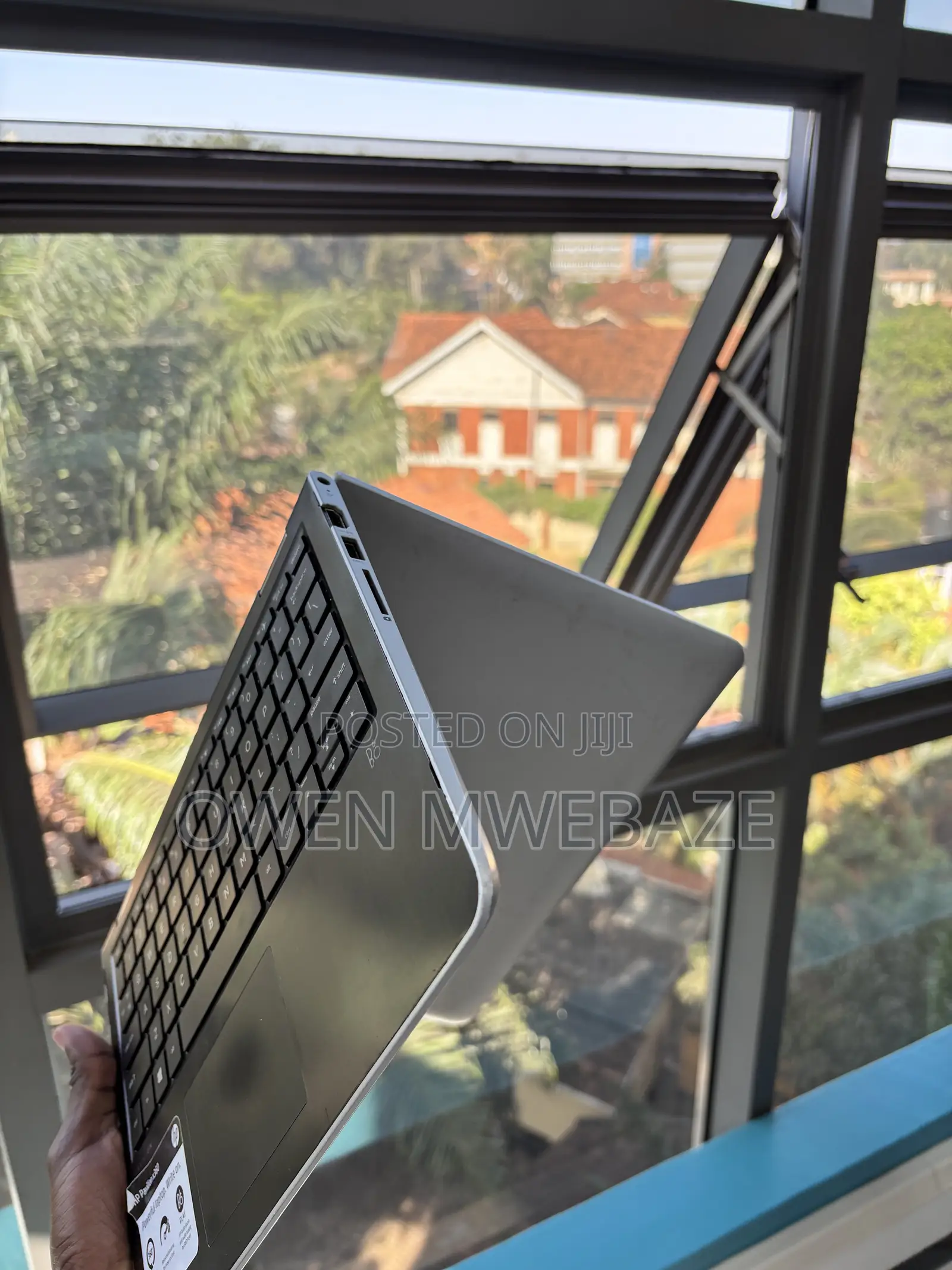 Laptop HP Pavilion x360 4GB Intel SSD 256GB