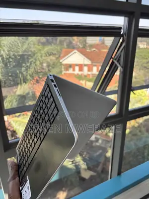Laptop HP Pavilion x360 4GB Intel SSD 256GB