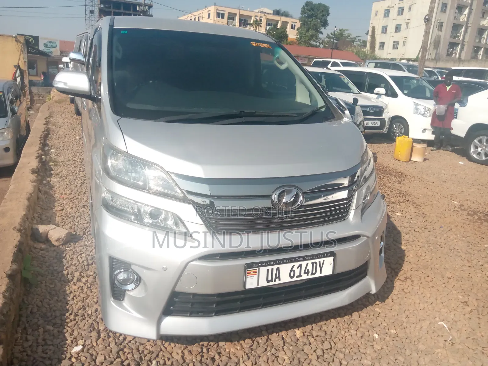 Toyota Alphard 2012 Silver