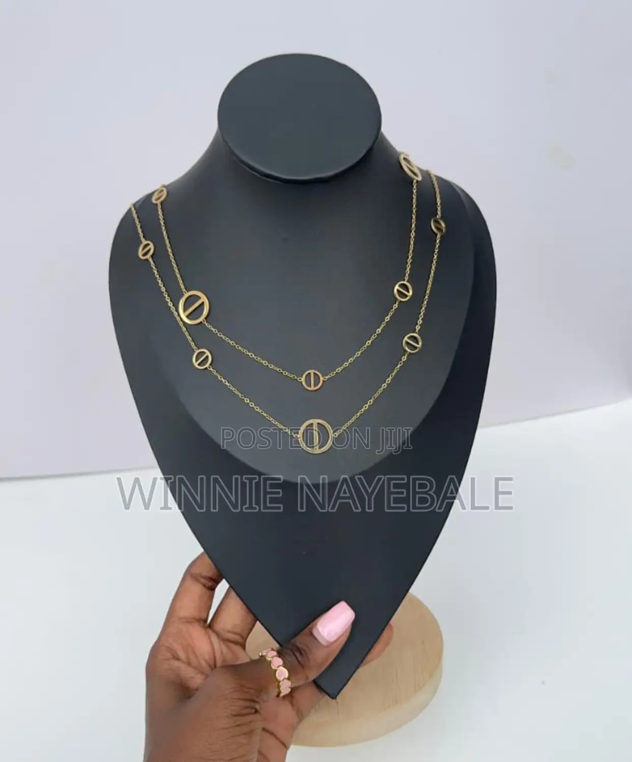 Necklaces /Pendants/Layered Necklaces