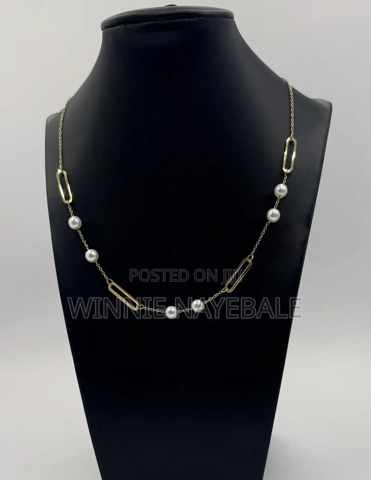 Necklaces /Pendants/Layered Necklaces