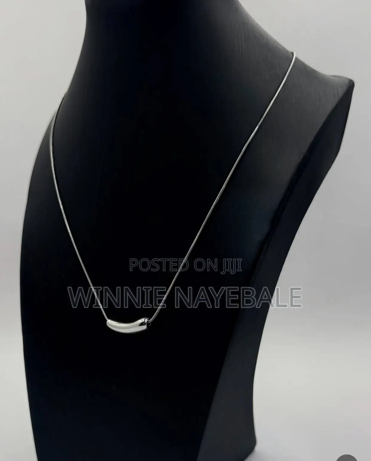 Necklaces /Pendants/Layered Necklaces