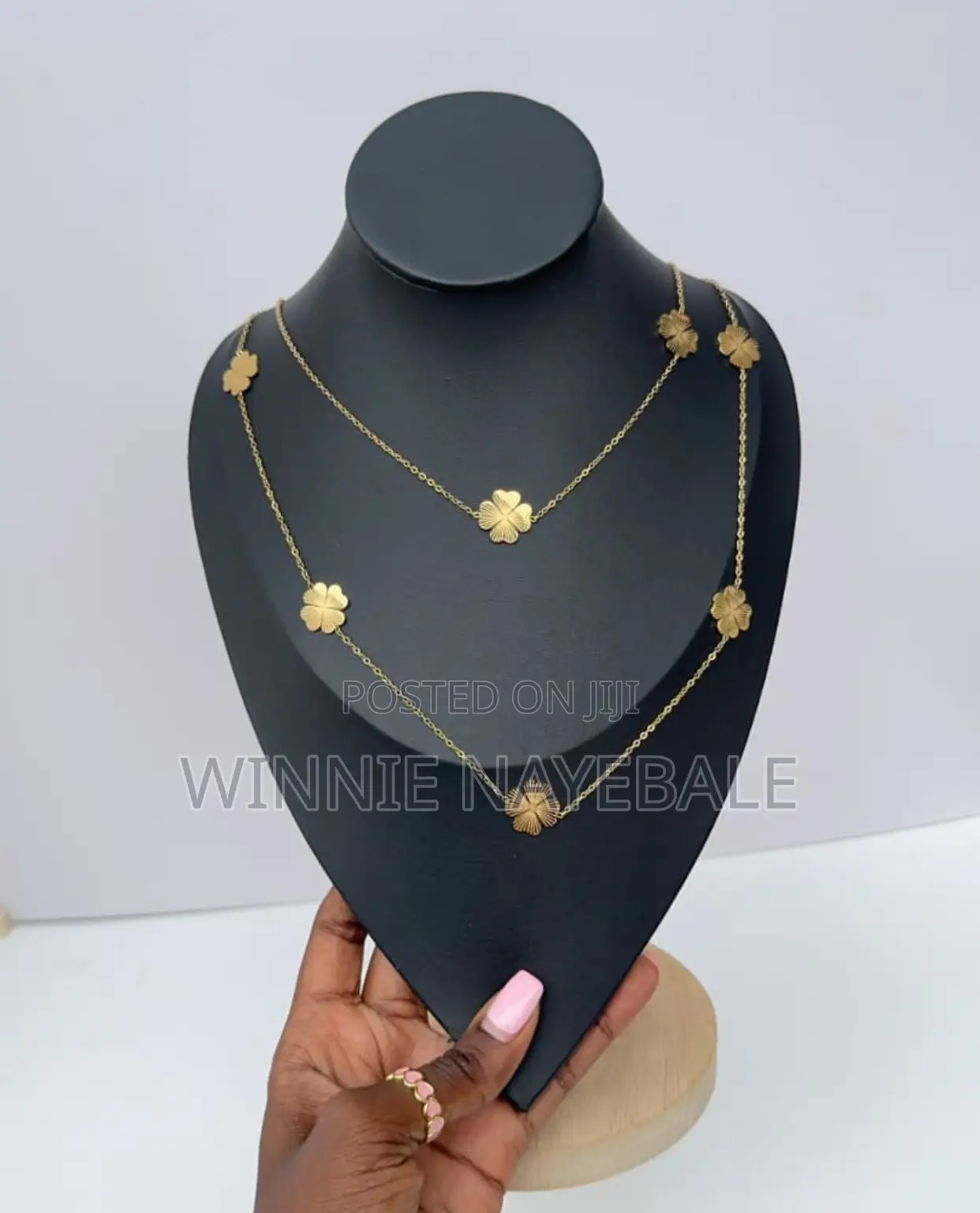 Necklaces /Pendants/Layered Necklaces
