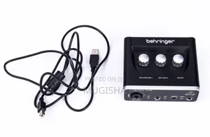 Behringer Soundcard Um2