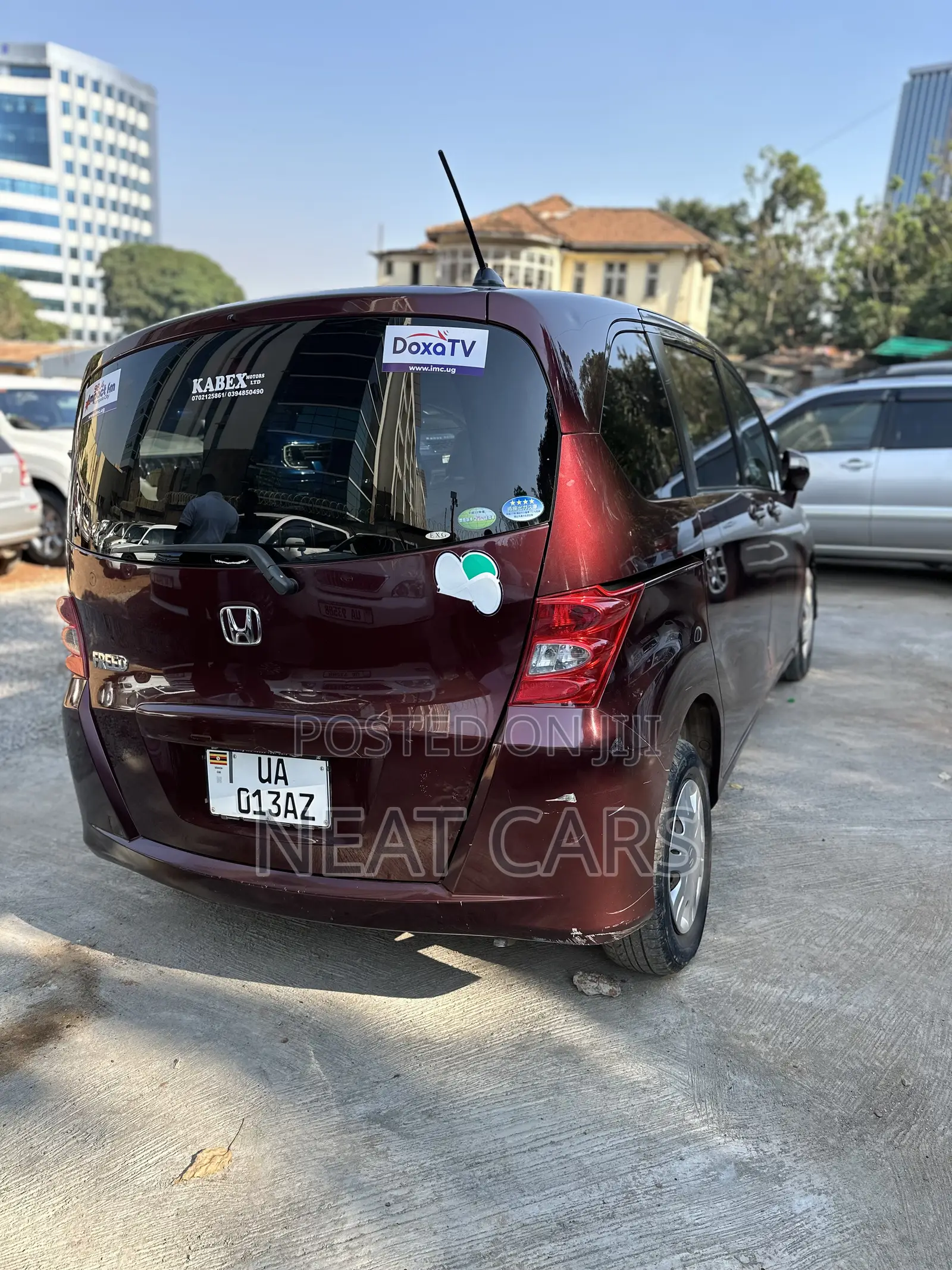 Honda Freed 2011 Red