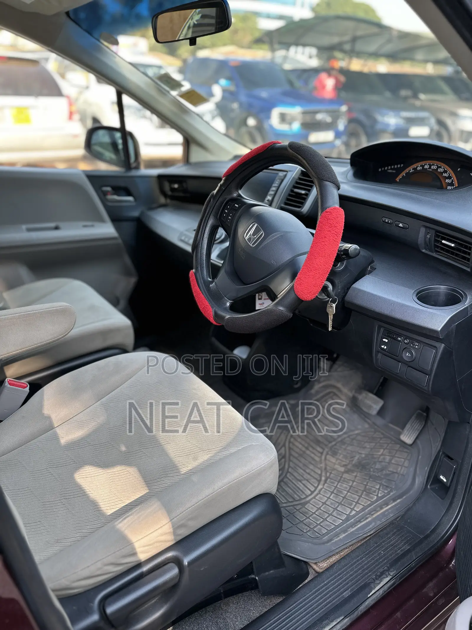 Honda Freed 2011 Red