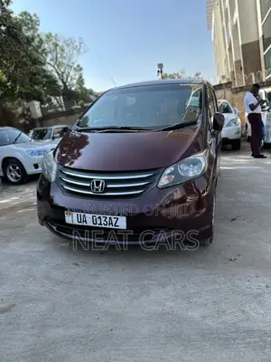 Honda Freed 2011 Red