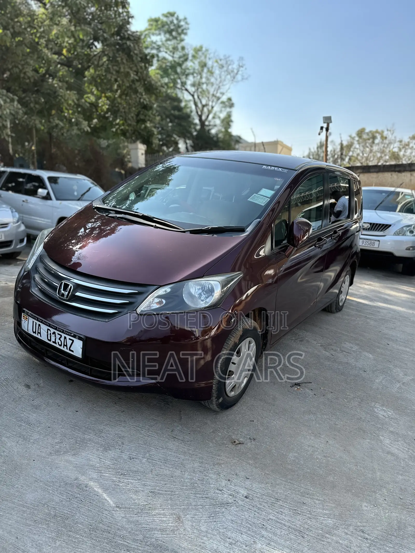Honda Freed 2011 Red