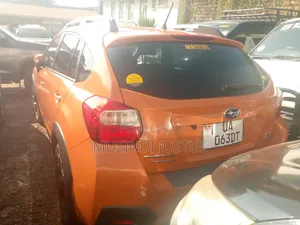 Subaru XV 2015 Orange