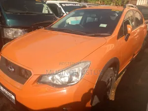 Subaru XV 2015 Orange