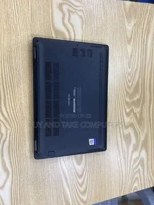 Laptop Dell Latitude 5300 8GB Intel Core i7 SSD 256GB