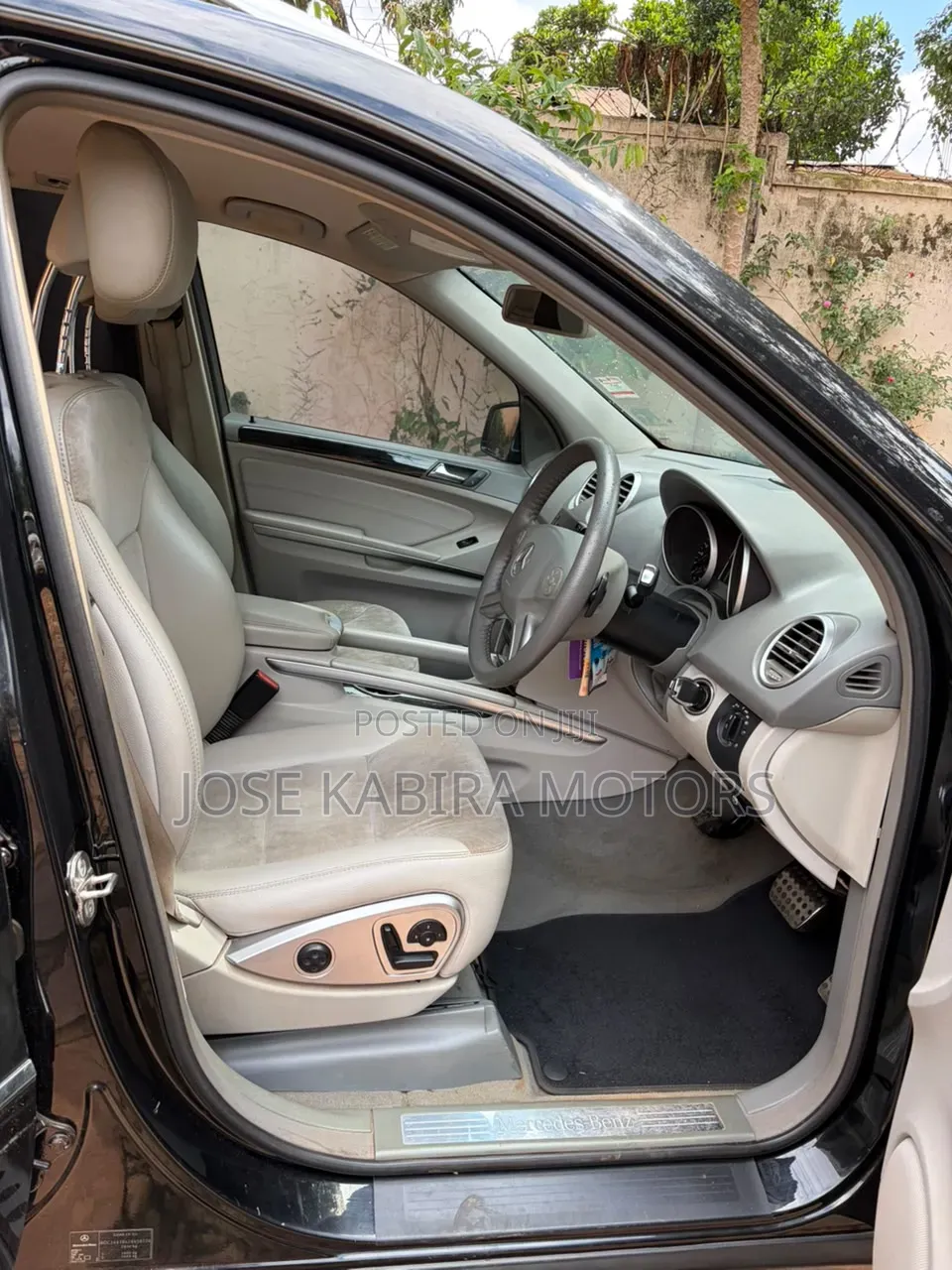 Mercedes-Benz M Class 2011 Black