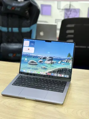 New Laptop Apple MacBook Pro 2023 M3 8GB Apple M3 SSD 1T