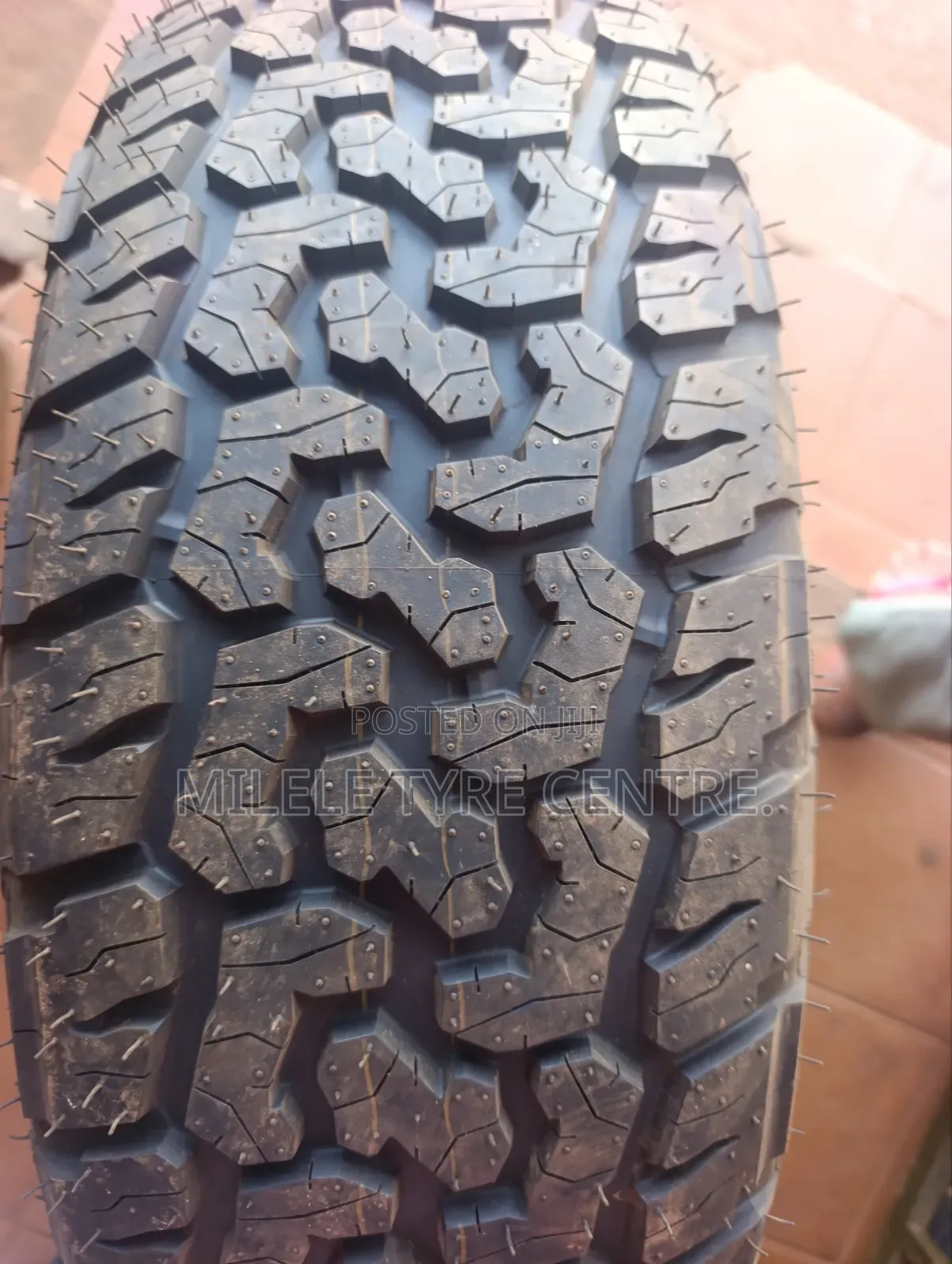 265/70r17 LCH A.T