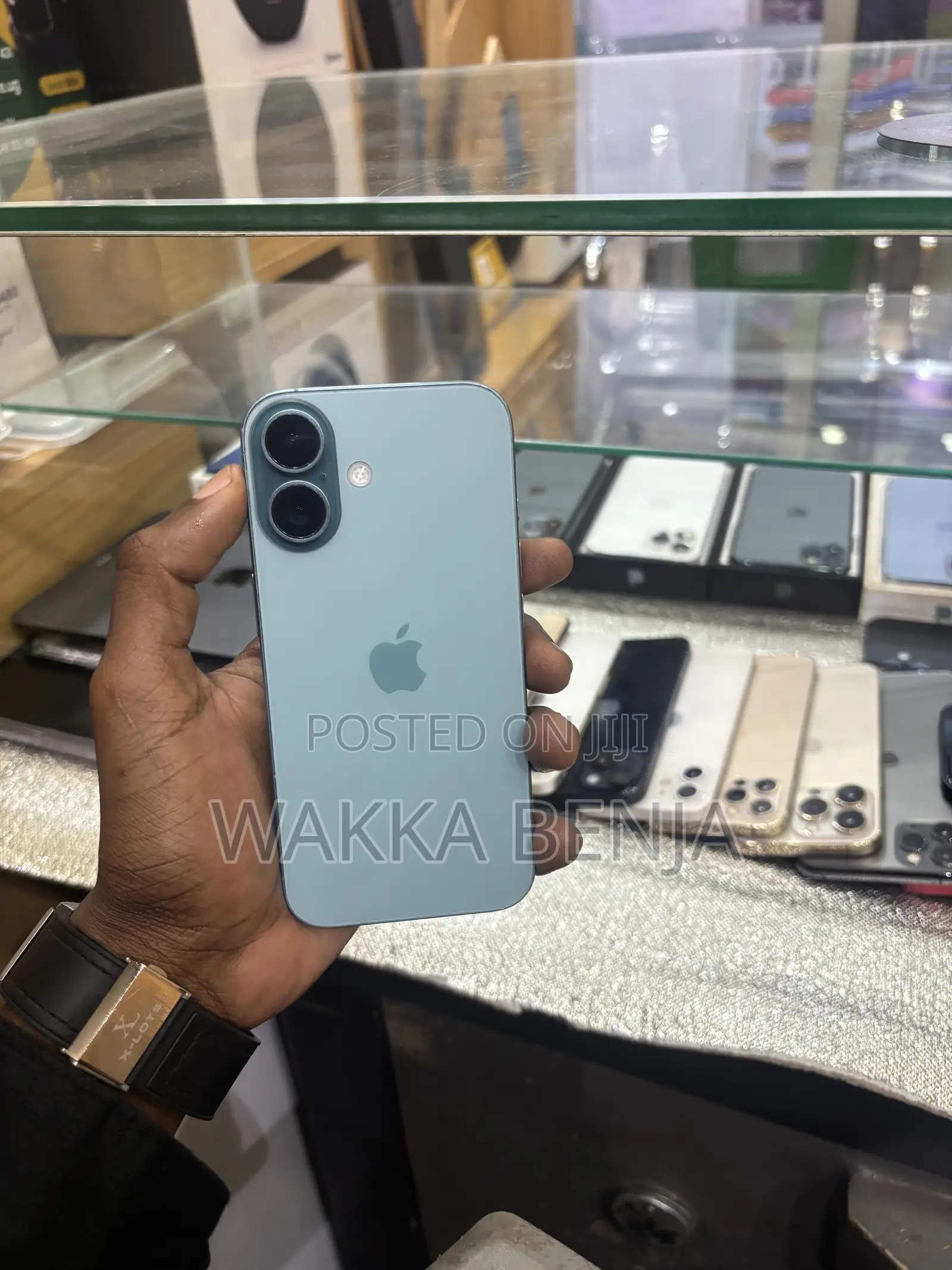 Apple iPhone 16 128 GB Green