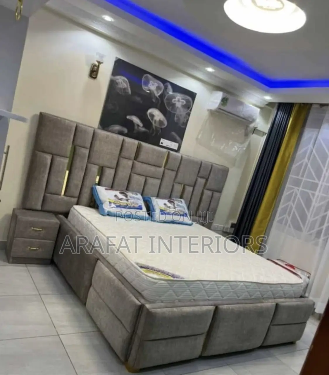 Grey Geometric Tufted Upholstered Storage Bed