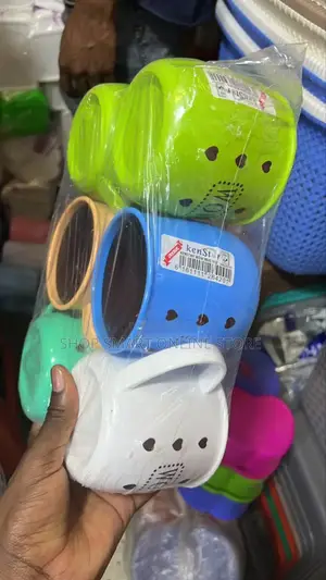 6pcs Wow Plastic Cups