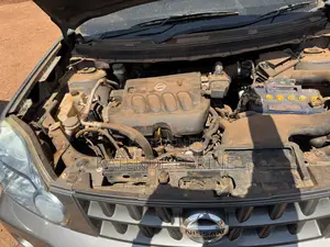 Nissan X-Trail 2.0 Petrol XE 2010 Silver