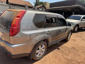 Nissan X-Trail 2.0 Petrol XE 2010 Silver