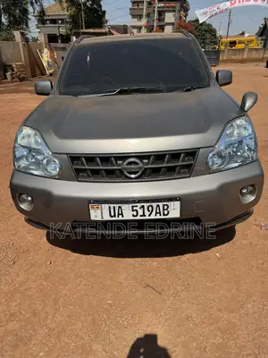 Nissan X-Trail 2.0 Petrol XE 2010 Silver
