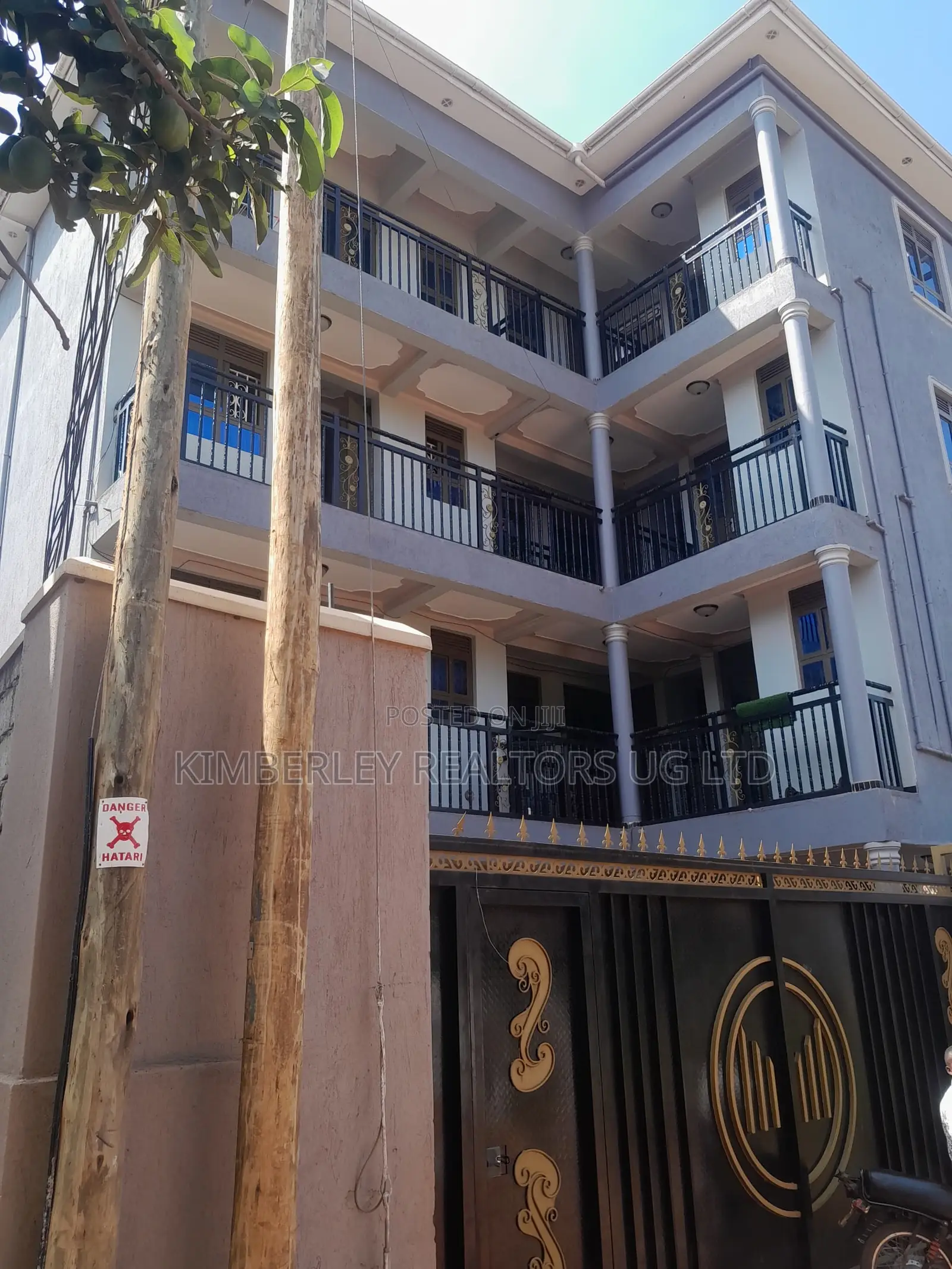 10bdrm Apartment in Wakiso / Wakiso for sale